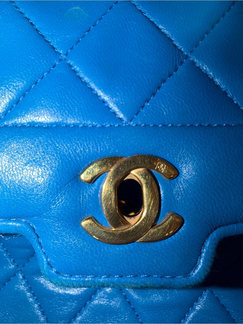 CHANEL Blue Quilted Lambskin Crossbody with Gold Chain - Picture 8 of 13